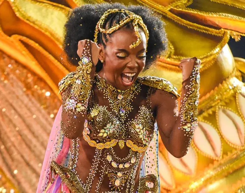 Veja fotos do desfile da Mocidade Alegre em 2026