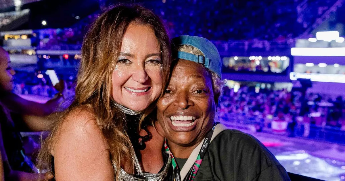 Alma Rio 2026: confira fotos e atrações musicais desta terça (17) 8 Alessandra Pirotelli e Mart'Nália no Alma Rio 2026 (Miguel Sá)