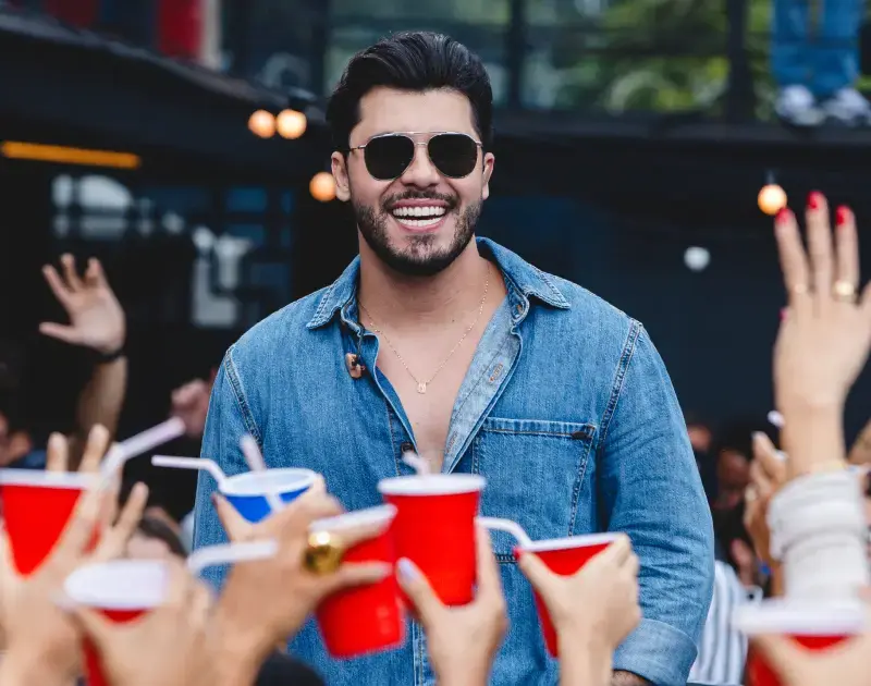 Murilo Huff estreia festa intimista “Du Nada” em Goiânia
