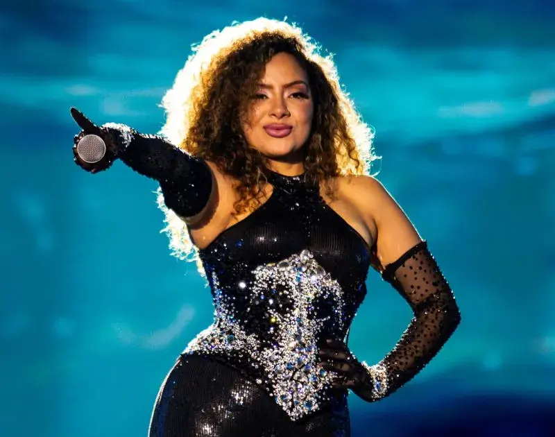 Calcinha Preta lança 1º single com solo de Mika Rodrigues; veja detalhes