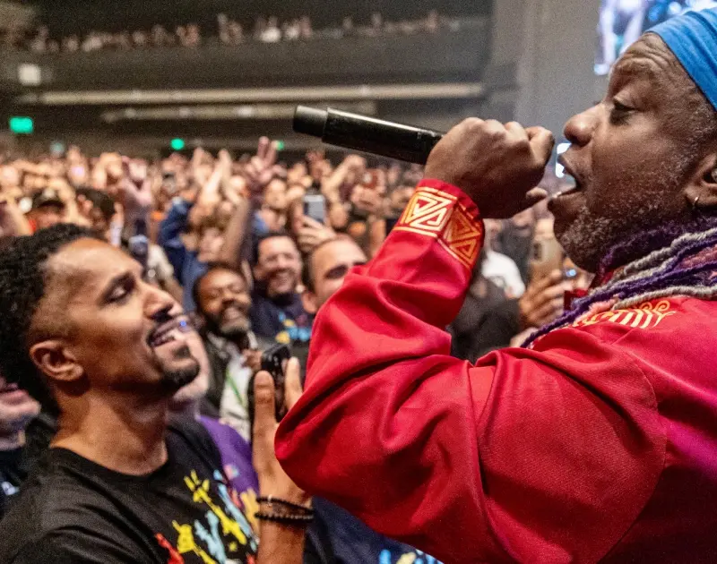 Living Colour dá aula sobre conexão e surpresas no show em SP