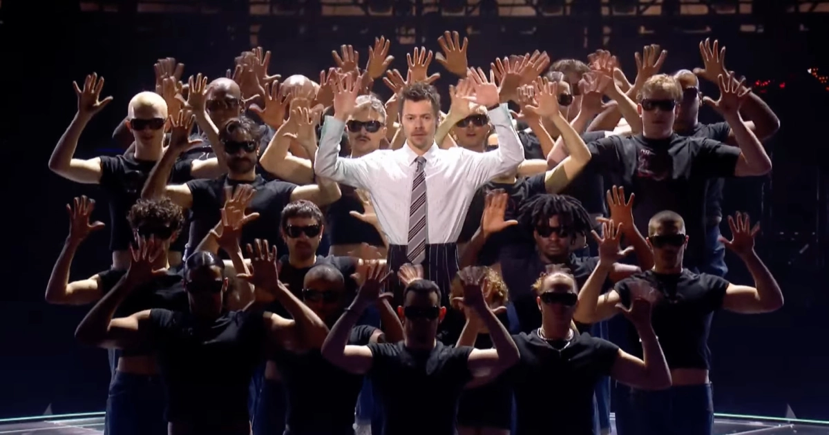 Harry Styles retorna em grande estilo: veja show do Brit Awards 2 Harry Styles no Brit Awards 2026