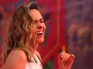 Ana Paula do BBB 26 dança Bob Sinclair (Reprodução YouTube)