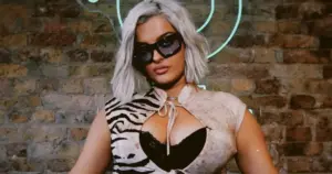 Bebe Rexha (reprodução Facebook)