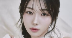 Kep1er anuncia saída de Youngeun do grupo