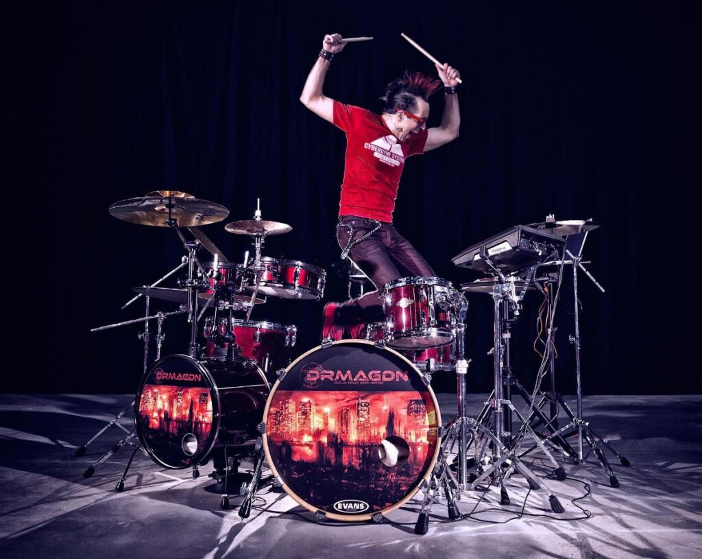 DRMAGDN (Biruta Freimane / JADELUXPHOTO)