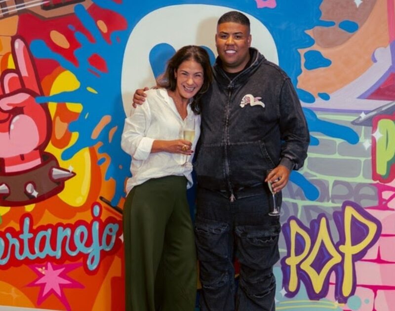 MC GP assina com a Warner Music Brasil