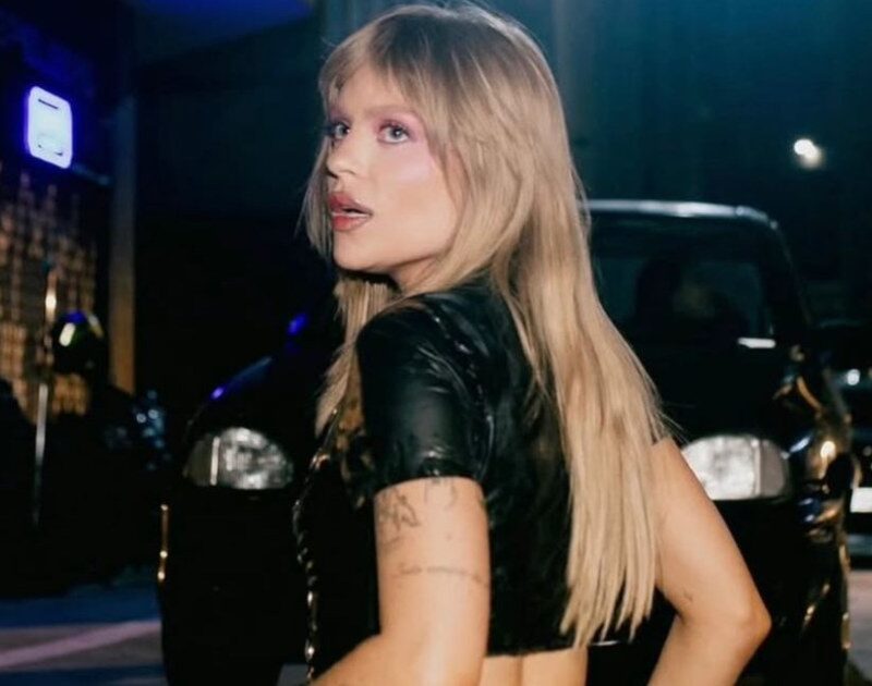 Luísa Sonza anuncia lançamento de primeiro single de novo álbum, ‘TELEFONE’