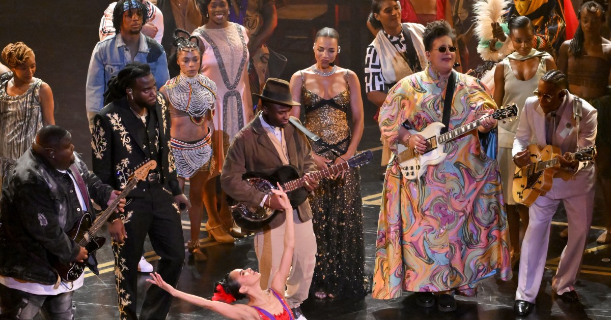 Elenco de 'Pecadores' recria sequência musical do filme