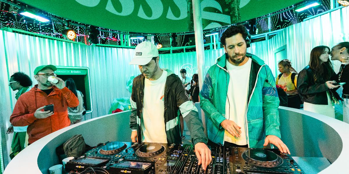 Gop Tun DJs no Sprite Fresh District (Tati Silvestroni)