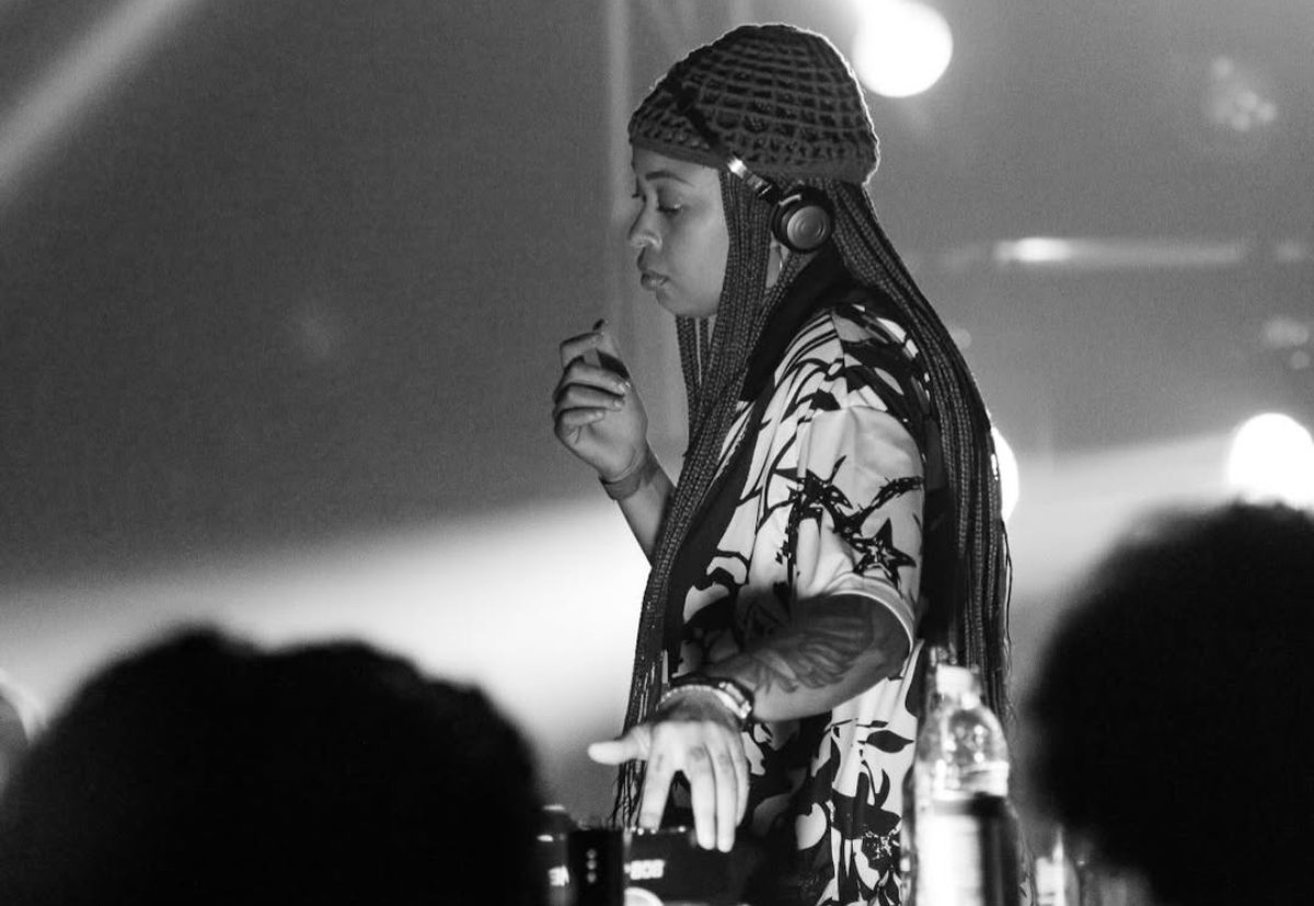 Sprite Fresh District se move em alto e bom som no último dia do Lolla BR 2026 1 Bebela Dias (Reprodução/Instagram)