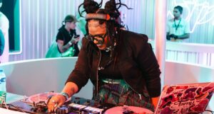 DJ Tamy no Sprite Fresh District (Tati Silvestroni)