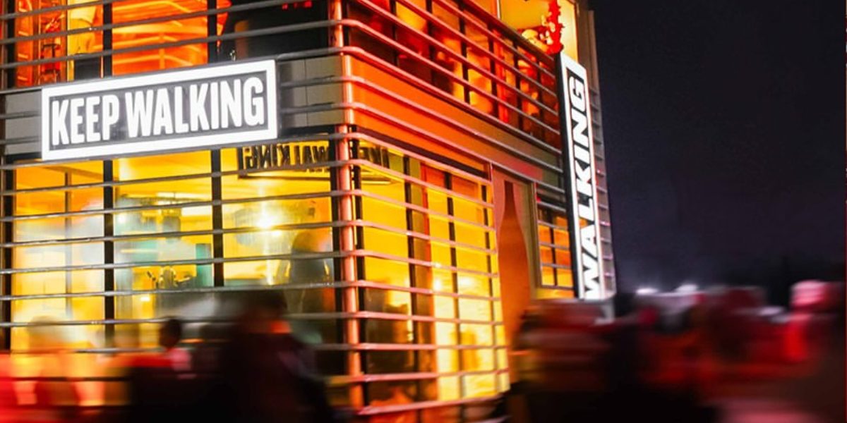 O estande de Johnnie Walker no Lollapalooza Brasil 2026 (Reprodução)