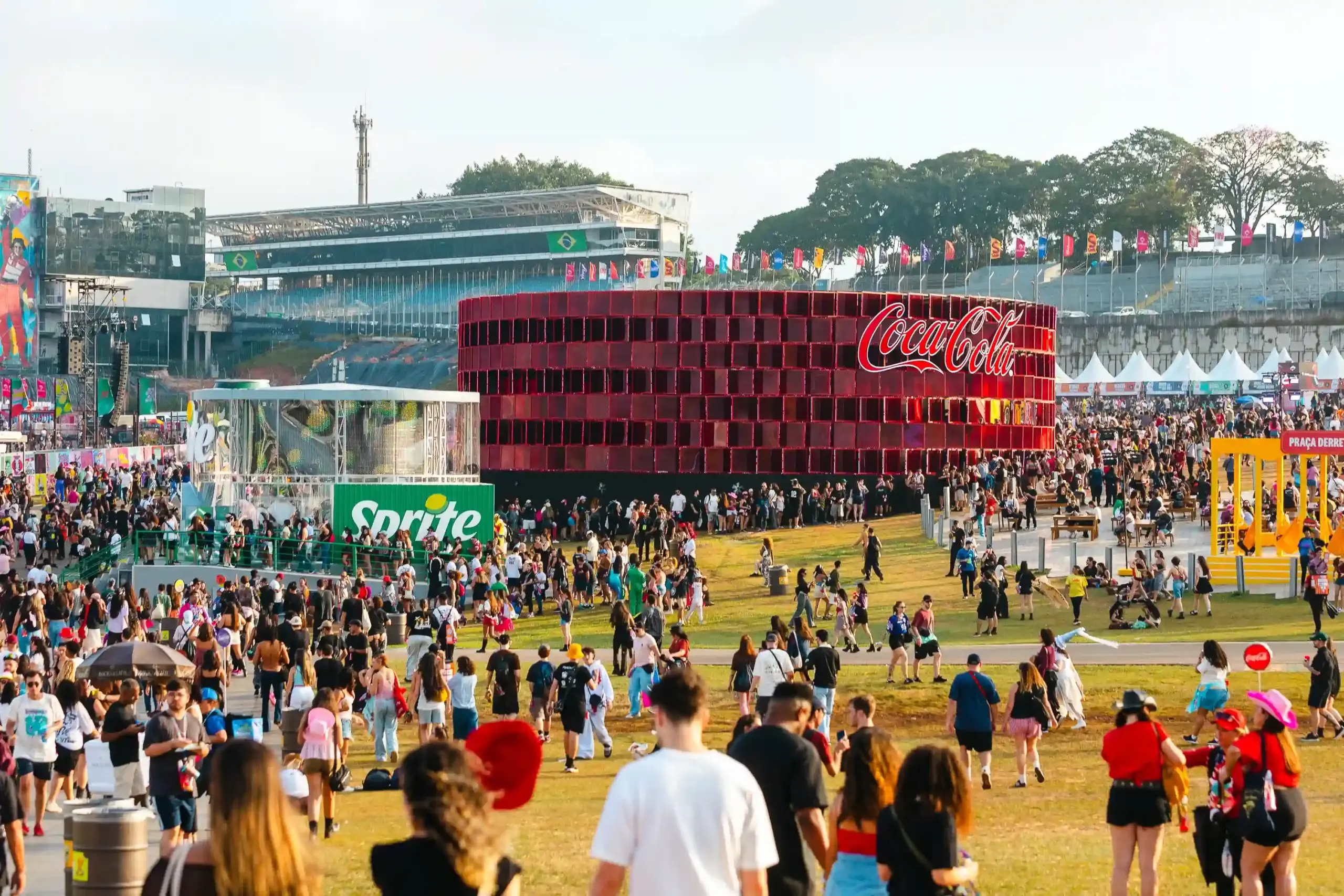 Sprite e Coke - (Tati Silvestroni)