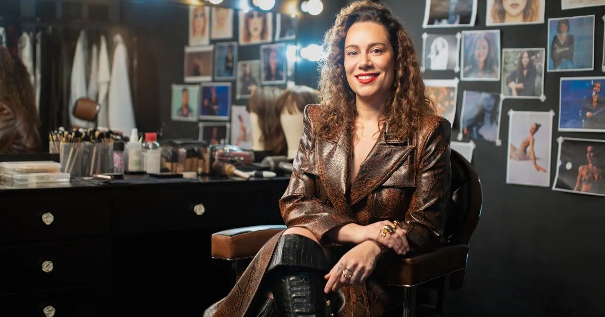 Monica Casagrande (Stephanie Veronezzi)