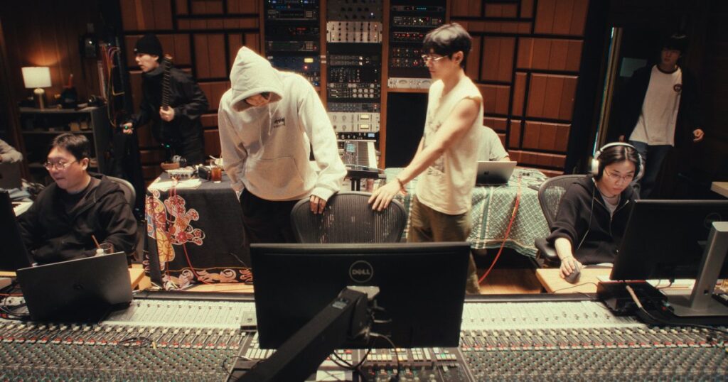 7 coisas que aprendemos com o documentário 'O Reencontro' do BTS 1 BTS