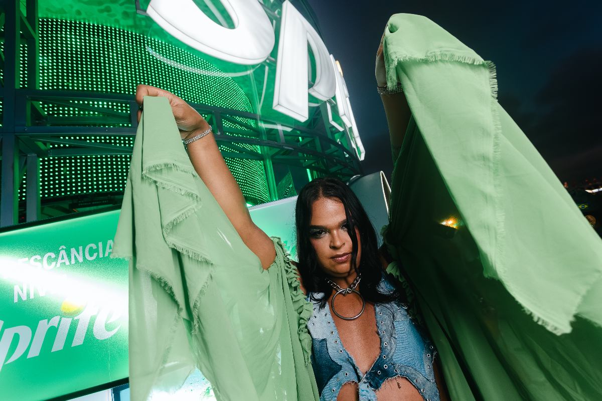 Palladino Proibida (Tati Silvestroni)