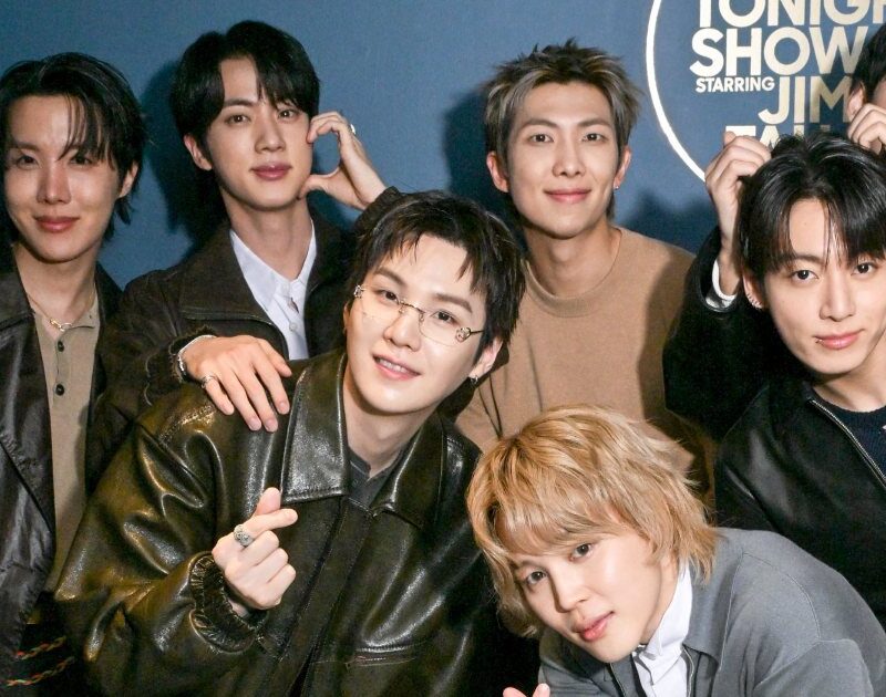 BTS faz história e coloca todas as faixas de ‘ARIRANG’ no Hot 100 Brasil