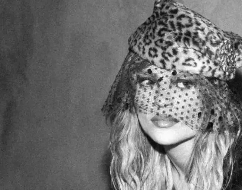 Luísa Sonza lança ‘Fruto do Tempo’ e inicia oficialmente nova era