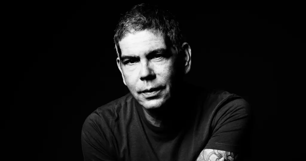 Dado Villa-Lobos (Leo Aversa)