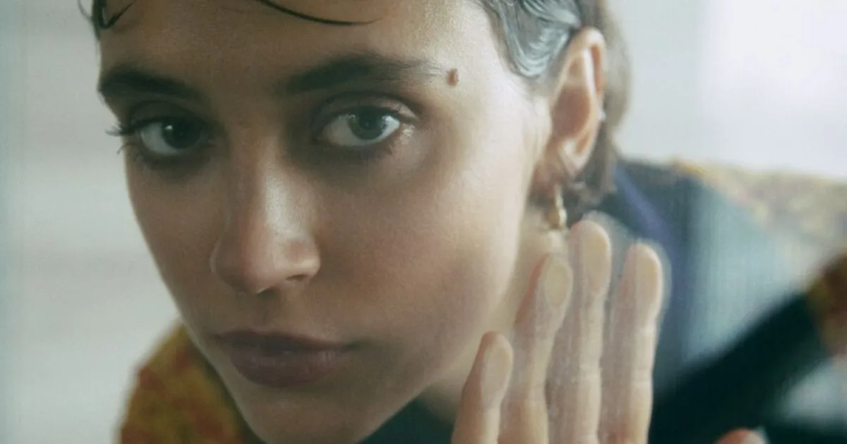 Pomme (créditos - Tetsusya Maehara, Bourgeois Co Ltd)