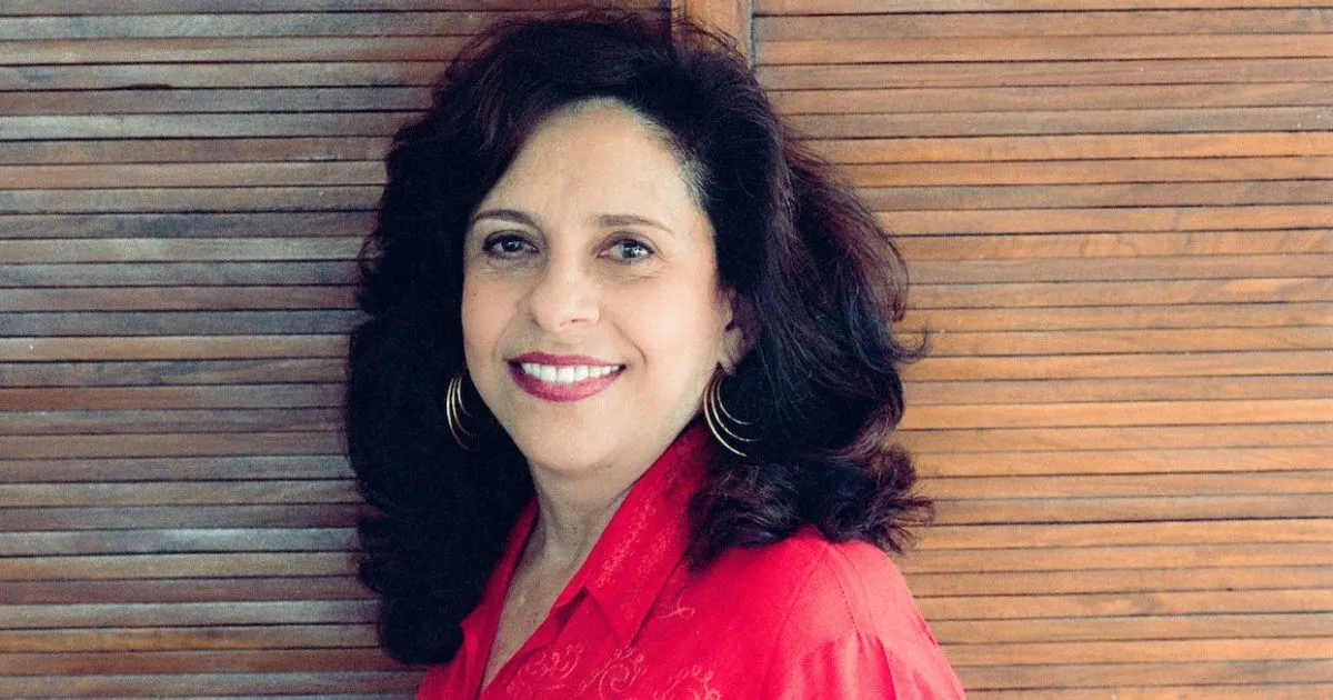 Gal Costa durante a época da gravação de 'Gal Costa - Ao Vivo no Teatro Castro Alves' (foto - Mario Canivello)