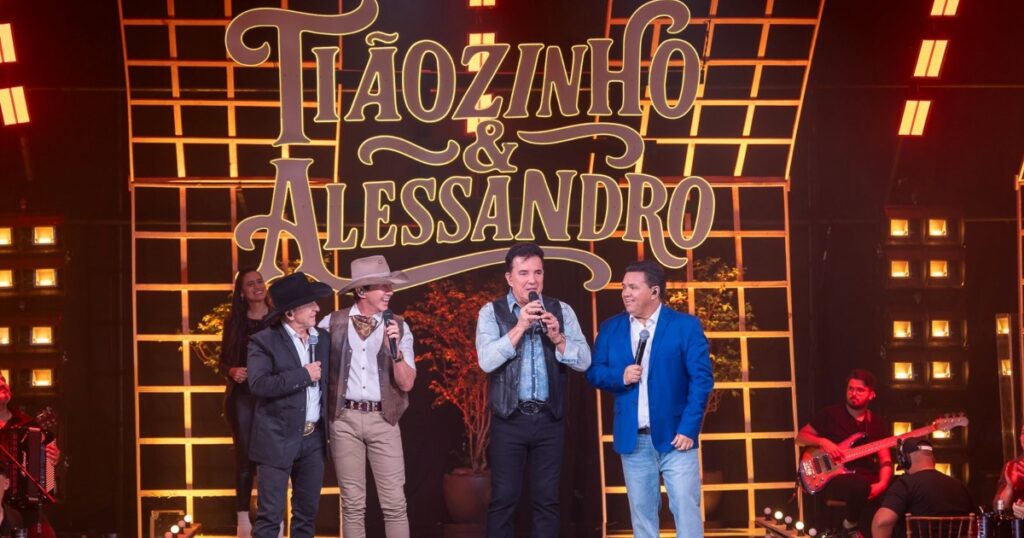 Dupla Tiãozinho e Alessandro lança 'Amor de Trem'; conheça 1 Dupla Tiãozinho e Alessandro lanca 'Amor de Trem' com Di Paullo e Paulino (Divulgação)