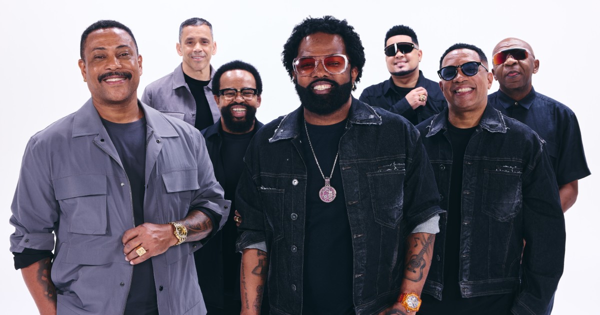 Grupo Revelação e Xande de Pilares