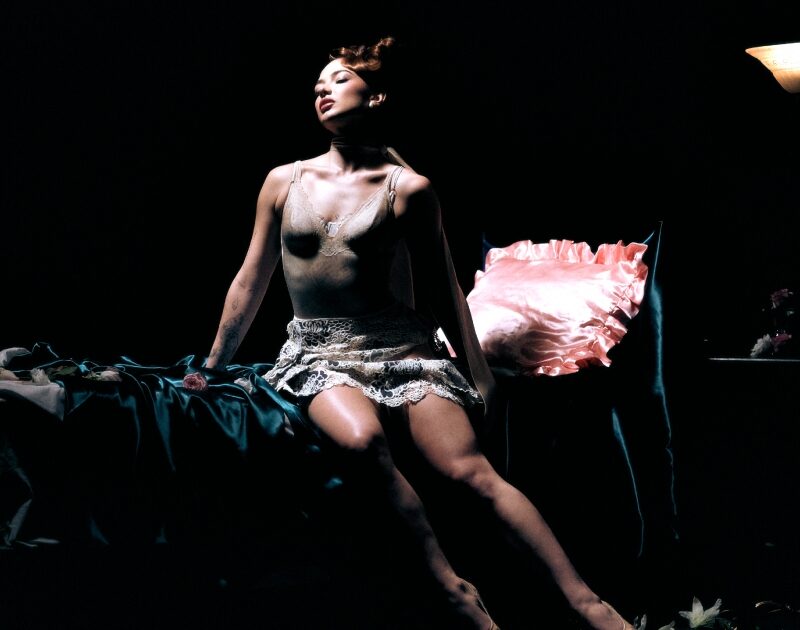 Giana Mello prepara 1ª parte do álbum ‘Vícios do Interior’