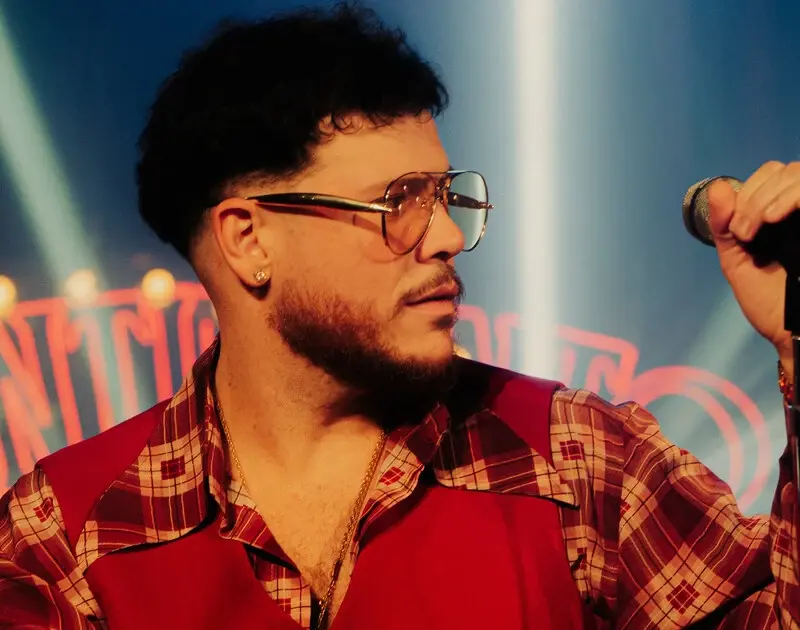 Ferrugem fala de charts, ‘Sentimento’ e turnê com Péricles