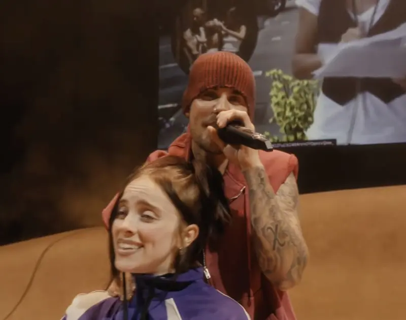 Justin Bieber emociona Billie Eilish no Coachella 2026; veja