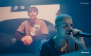 Justin Bieber revê o passado no Coachella 2026 (Repordução YouTube)