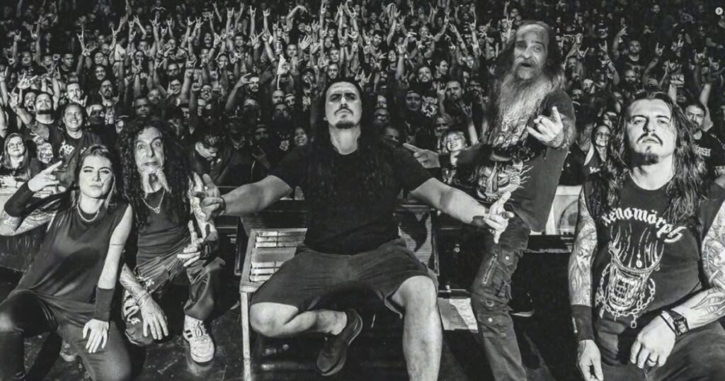 Korzus- (Instagram Korzus/ @caikescheffer)