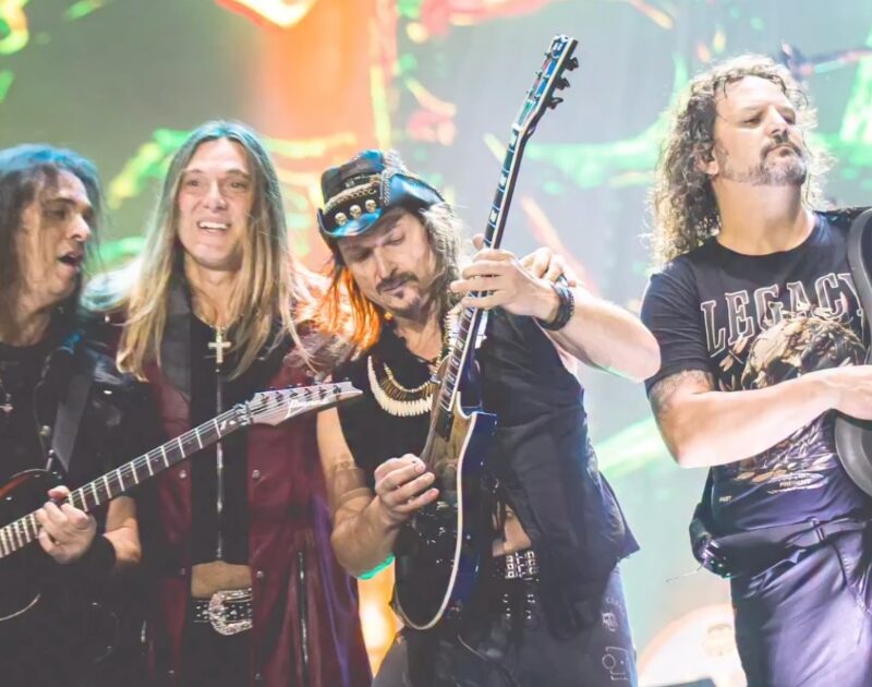 Angra faz história reunindo o ‘Angraverso’ no Bangers Open Air