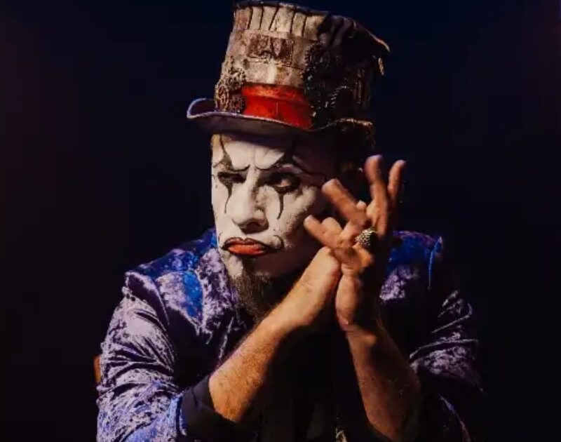 Música suave para tempos duros: como o Teatro Mágico mudou o mercado musical