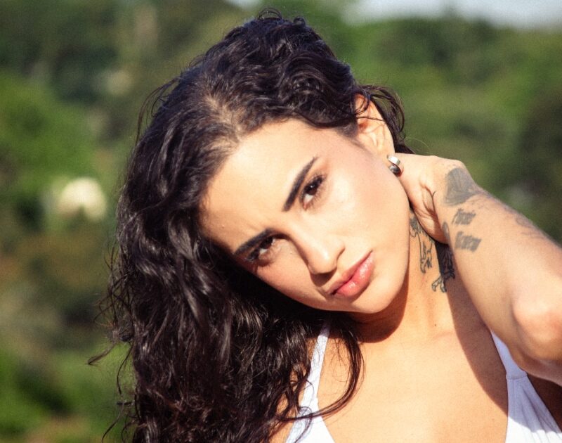 DAY LIMNS lança “Marquinha”, single que explora a sensualidade e o desejo