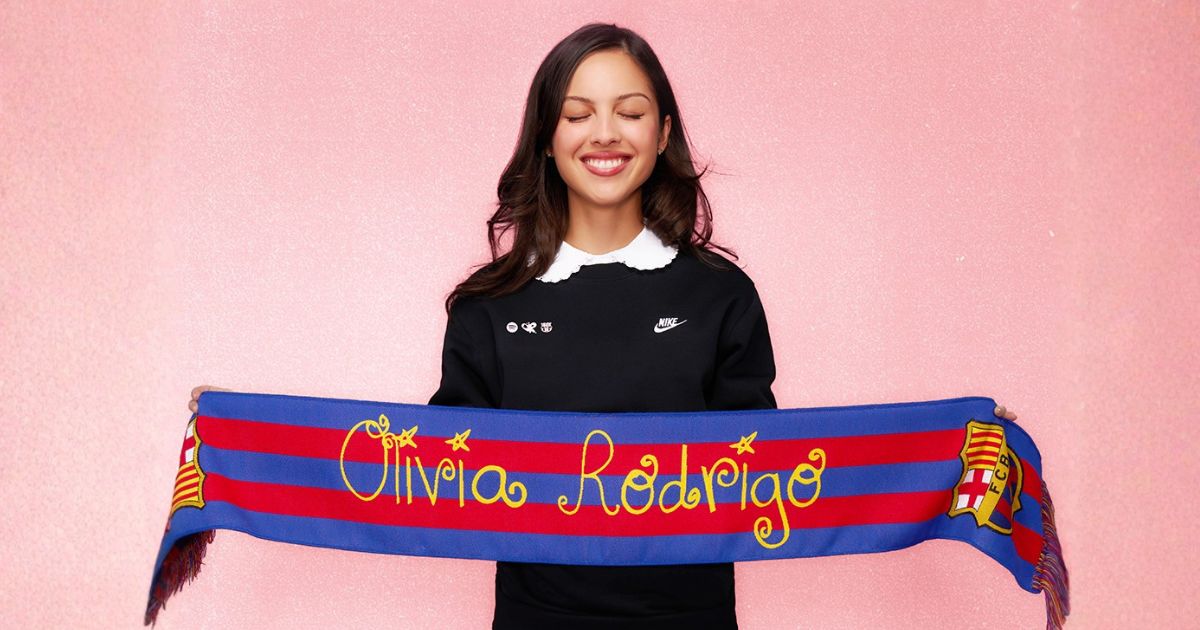 Olivia Rodrigo em coleção especial do Barcelona em ação do Spotify