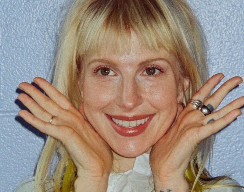 Hayley Williams anuncia show extra em São Paulo