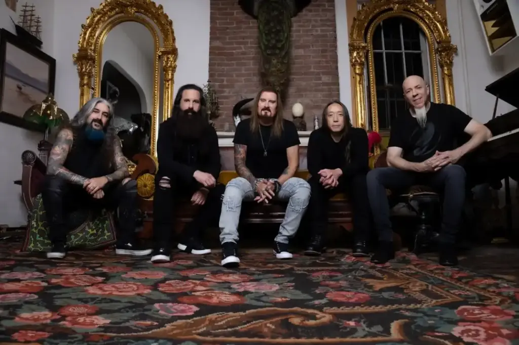 Dream Theater (Mark Maryanovich_ Divulgação)