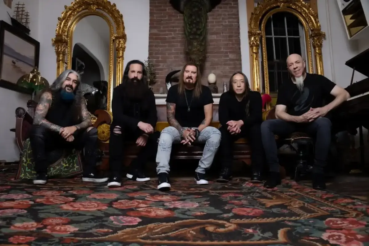 Dream Theater (Mark Maryanovich_ Divulgação)