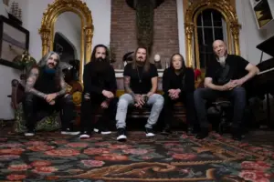 Dream Theater (Mark Maryanovich_ Divulgação)