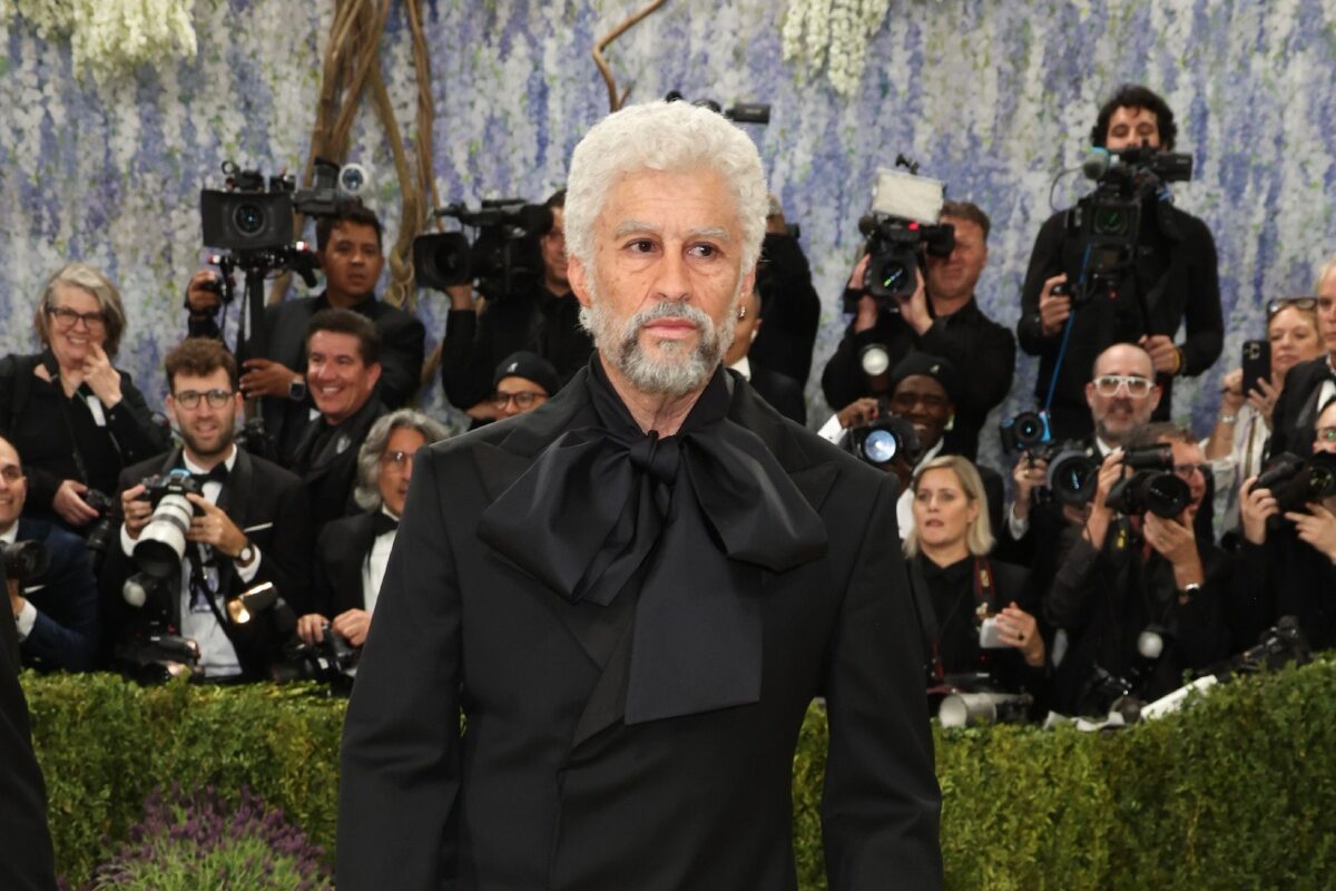 Bad Bunny no Met Gala 2026 (Grosby)