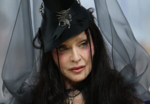 Madonna no Met Gala 2026 (Grosby)