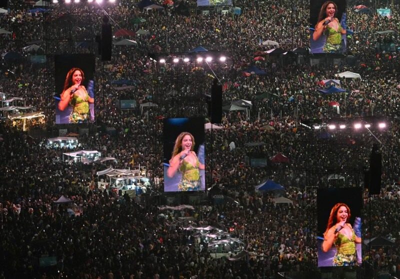 Infográfico: Shakira de volta ao ponto de partida após um mundo de recordes