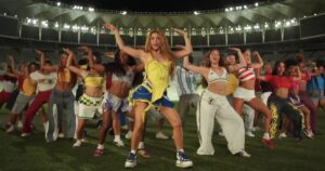 Shakira no clipe de "Dai Dai" (Reprodução Instagram)