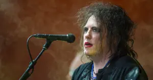 Robert Smith, vocalista do The Cure (Bill Ebbesen/Wikimedia Commons