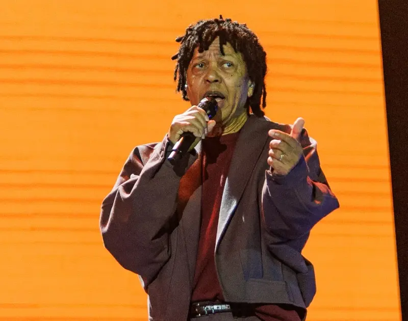 Djavan cancela show em Angola por conta de surto de ebola na África