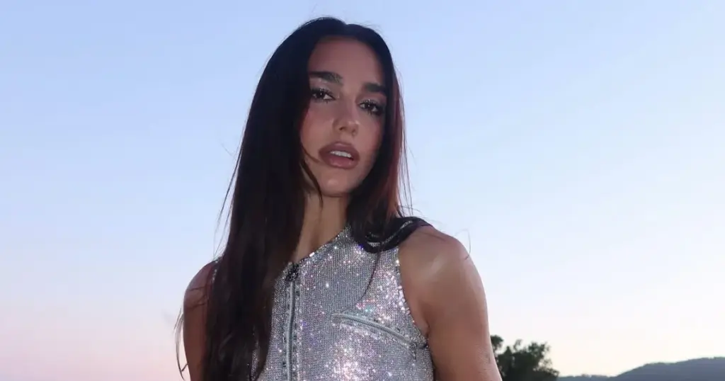 Dua Lipa (reprodução Facebook)