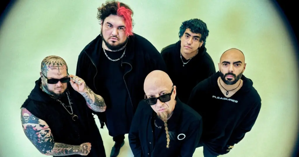 Seven Hours After Violet (Reprodução Instagram)