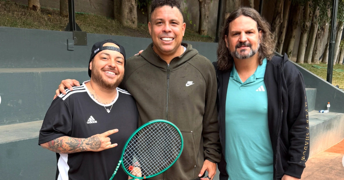 Ra Díaz do Korn, Felipe Andreoli do Angra e Ronaldo Fenômeno (Instagram @felipeandreoli)